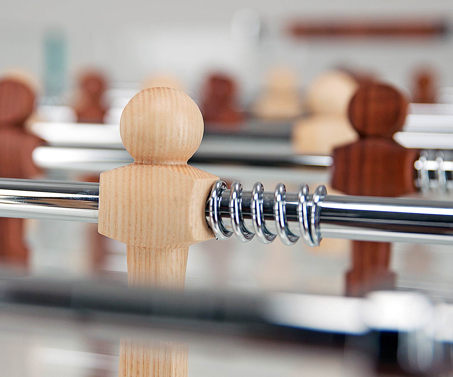 glazen tafel voetbal teckel massief hout speler glazen tafel voetbal teckel massief hout speler