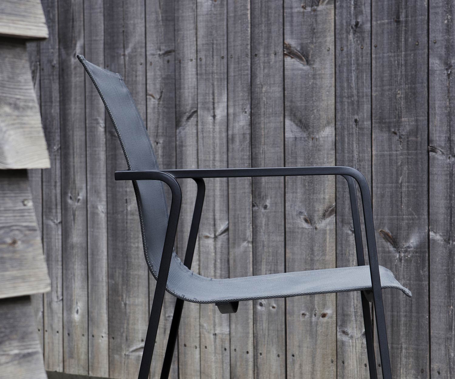 Moderne Oasiq Muze design fauteuil antraciet stoffen bekleding grijs Moderne Oasiq Muze design fauteuil antraciet stoffen bekleding grijs