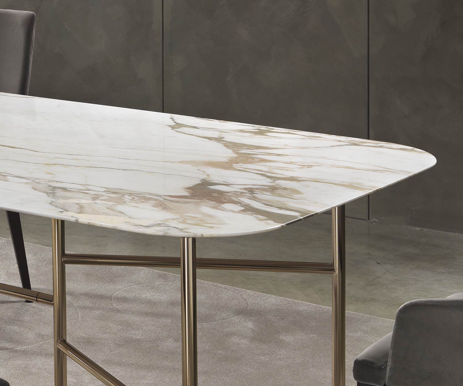 Elegante Marelli Kyoto design eettafel Calacatta marmeren tafelblad Panoramazicht Elegante Marelli Kyoto design eettafel Calacatta marmeren tafelblad Panoramazicht