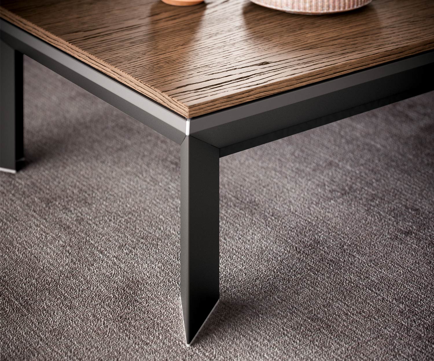 OzzioMetrino T062 Design salontafel in hoogte verstelbaar OzzioMetrino T062 Design salontafel in hoogte verstelbaar