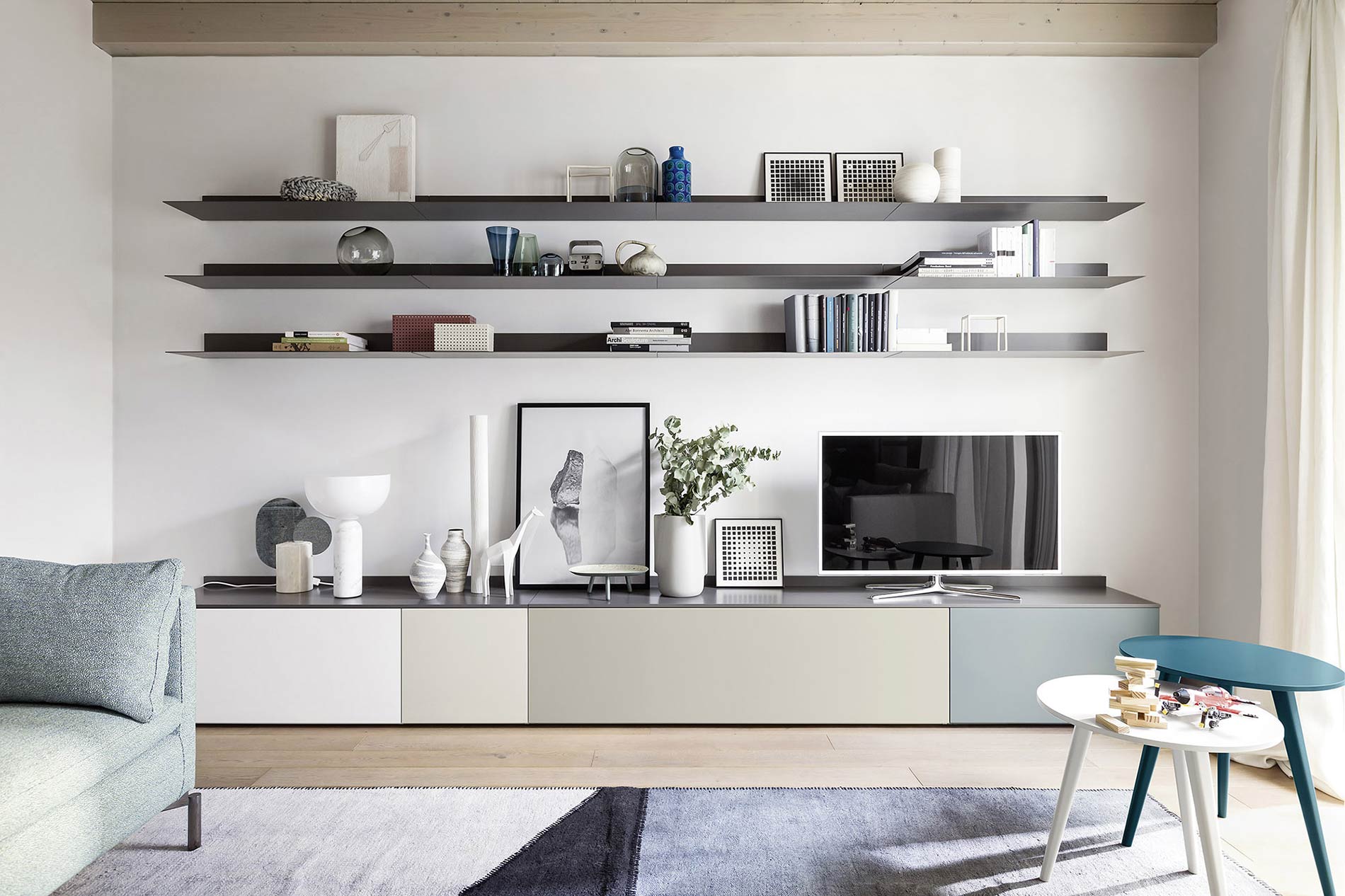 dunne wandplank metaal