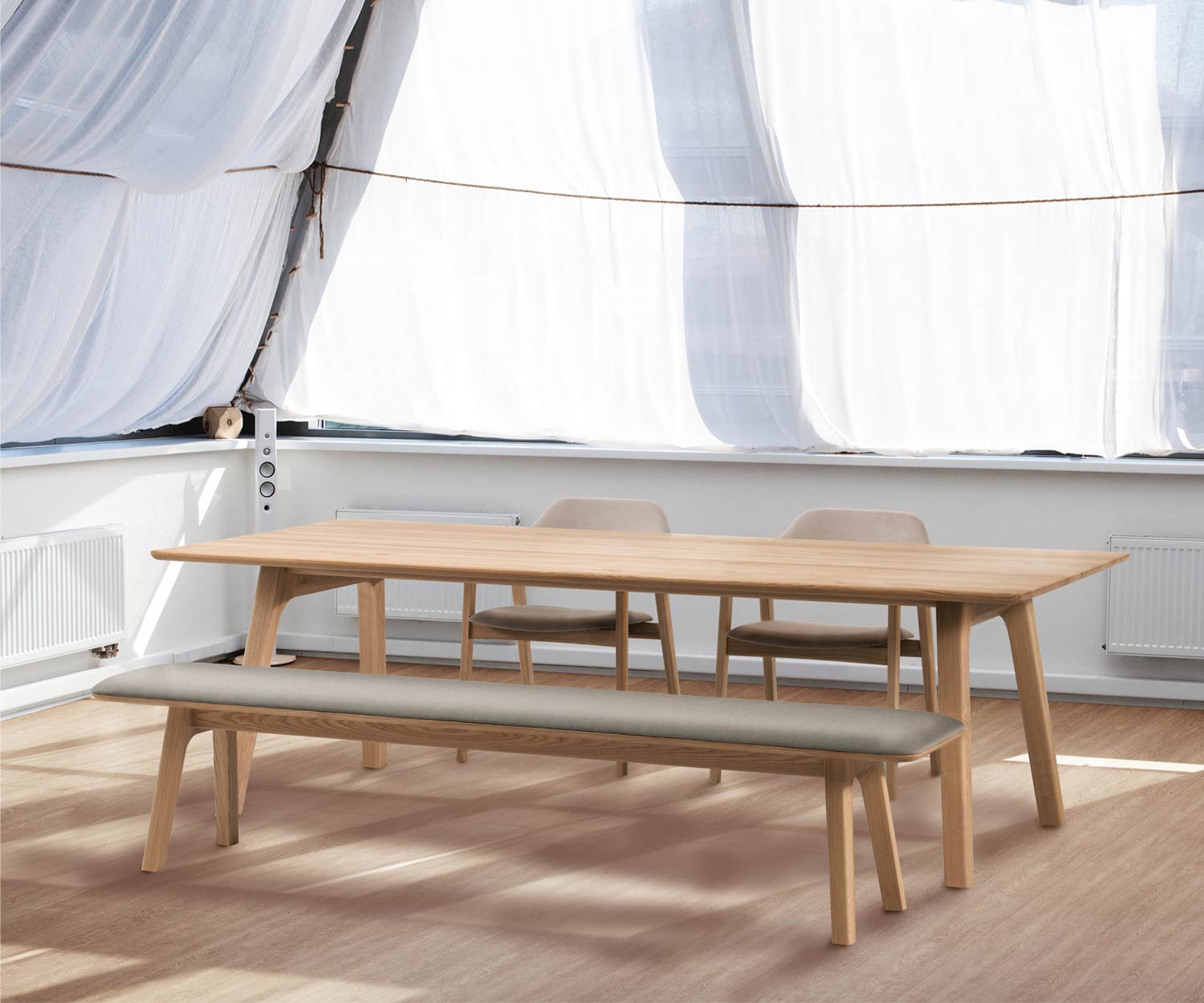 Exclusieve Conde House designbank in eiken naturel mat Exclusieve Conde House designbank in eiken naturel mat