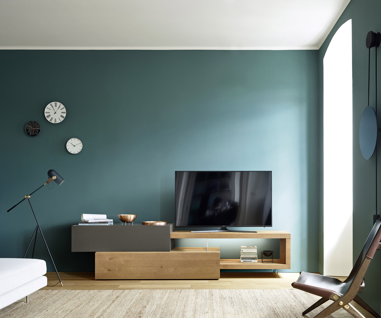 Exclusief design TV wandmeubel Livitalia C32 in mat grijs Design lowboard voor TV open vak Exclusief design TV wandmeubel Livitalia C32 in mat grijs Design lowboard voor TV open vak