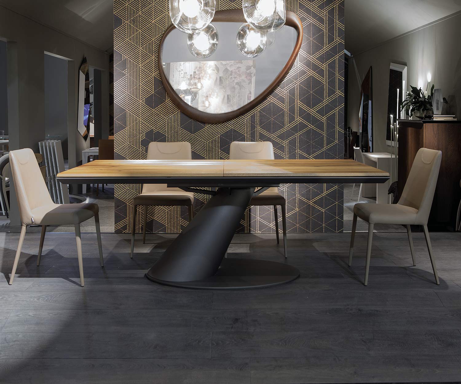 Ozzio Sofia gestoffeerde design eetkamerstoel beige Ozzio Sofia gestoffeerde design eetkamerstoel beige