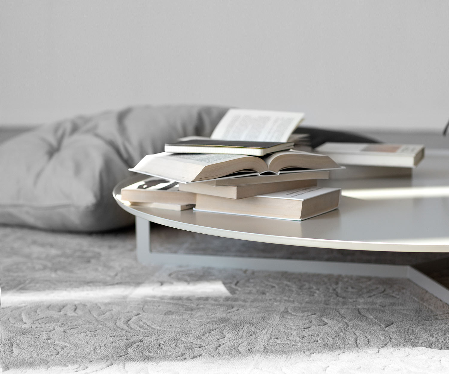 Ronde witte metalen design salontafel MEME Round Ronde witte metalen design salontafel MEME Round