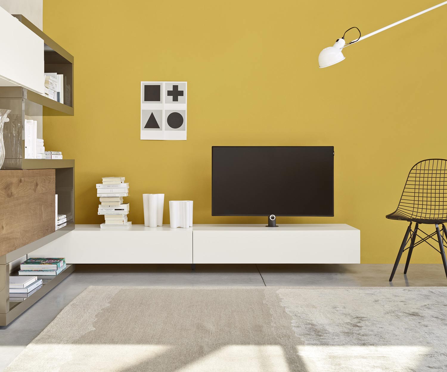 Exclusieve hangende Livitalia design lowboard configurator met TV-kolombevestiging
