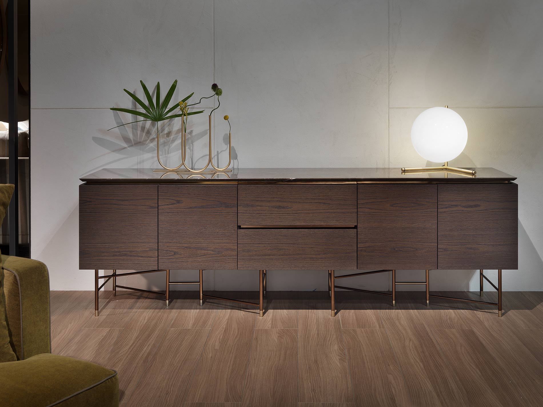 Elegant dressoir Marelli