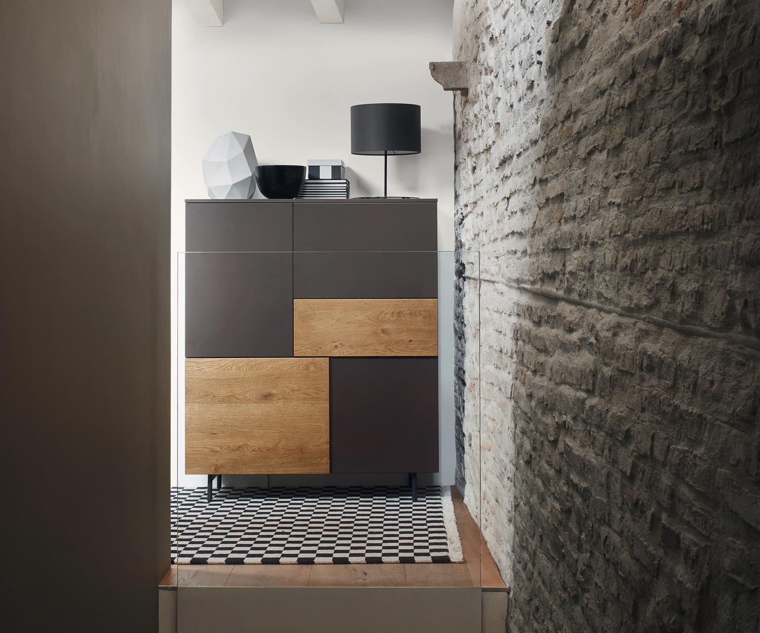 Exclusieve Livitalia Design highboard Incontro met laden en deuren zonder handgrepen
