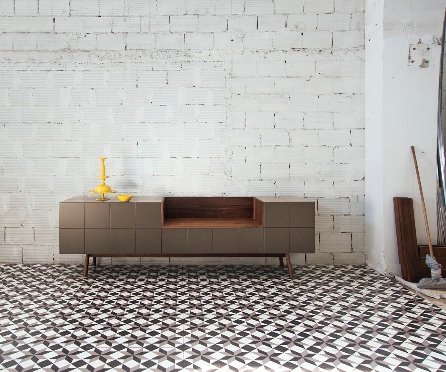 Beigekleurig al2 Design dressoir MOS I KO 003 A Beigekleurig al2 Design dressoir MOS I KO 003 A