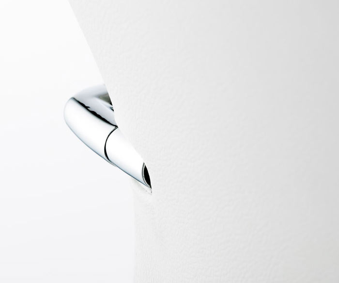 Moderne ICF Stick ETK Stoel in detail chroom aluminium leer Moderne ICF Stick ETK Stoel in detail chroom aluminium leer