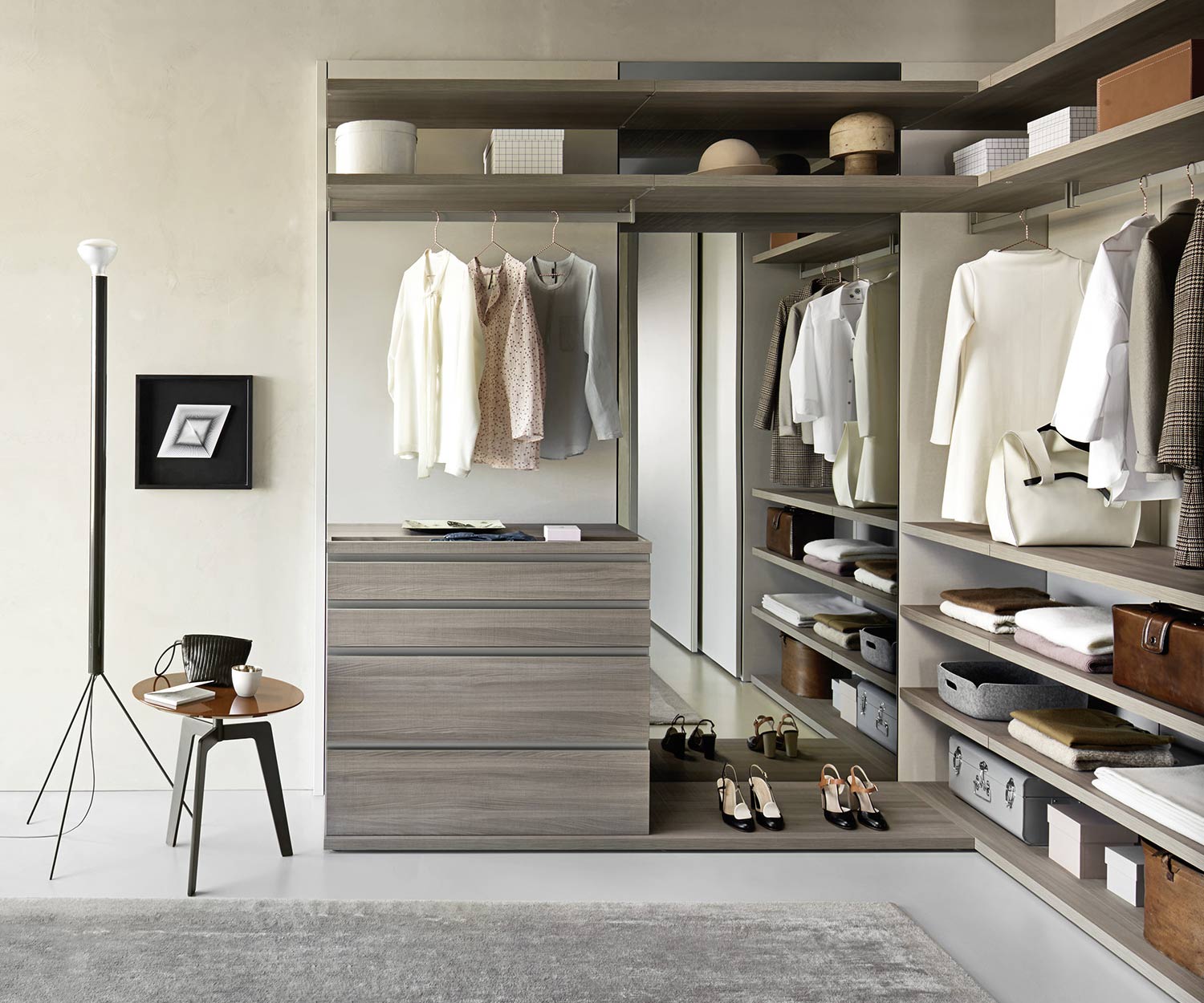 Moderne Livitalia garderobekast op maat voor designerkleedkamers Moderne Livitalia garderobekast op maat voor designerkleedkamers