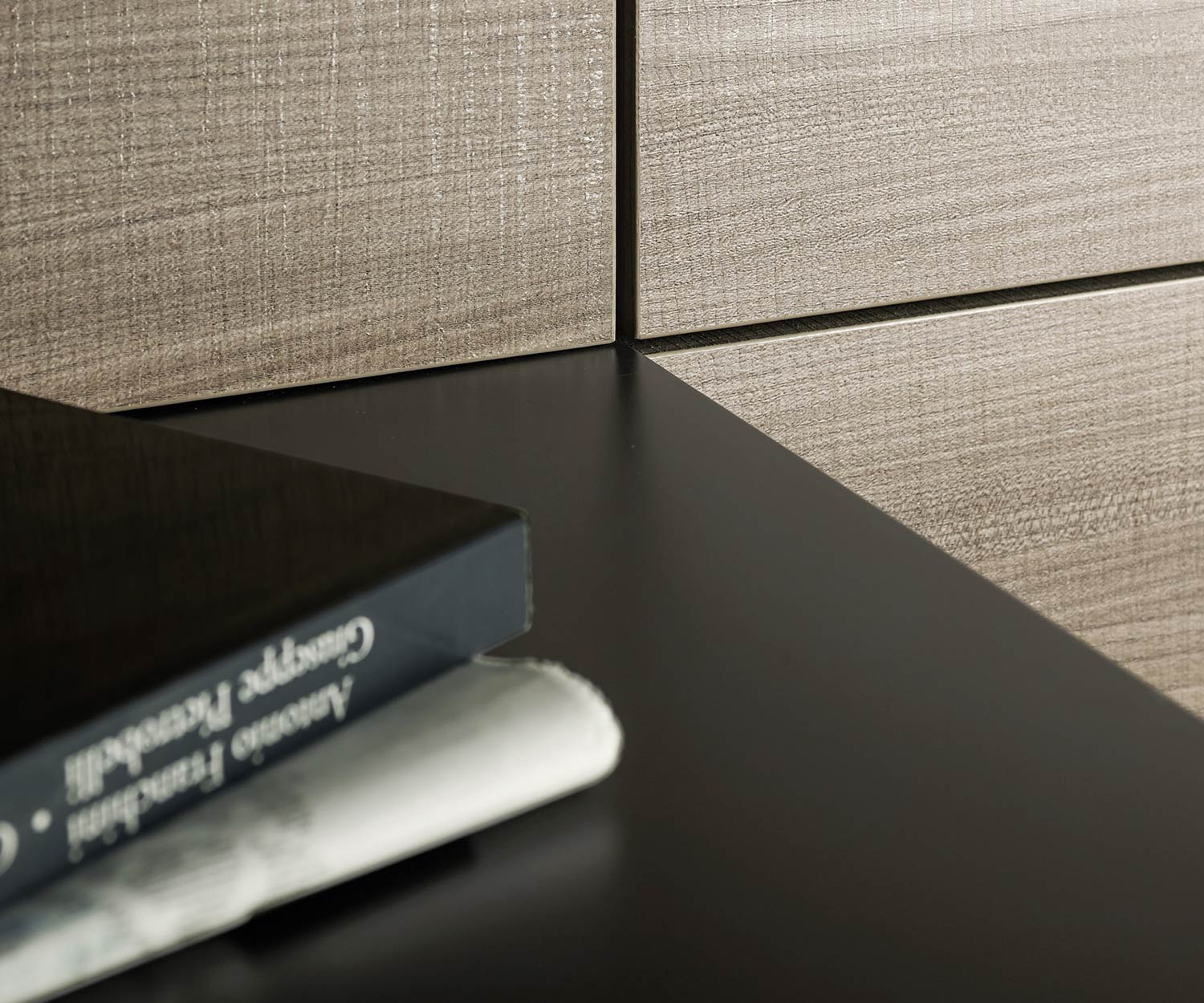 Livitalia Design hangelement C36 Detail hangplank Livitalia Design hangelement C36 Detail hangplank