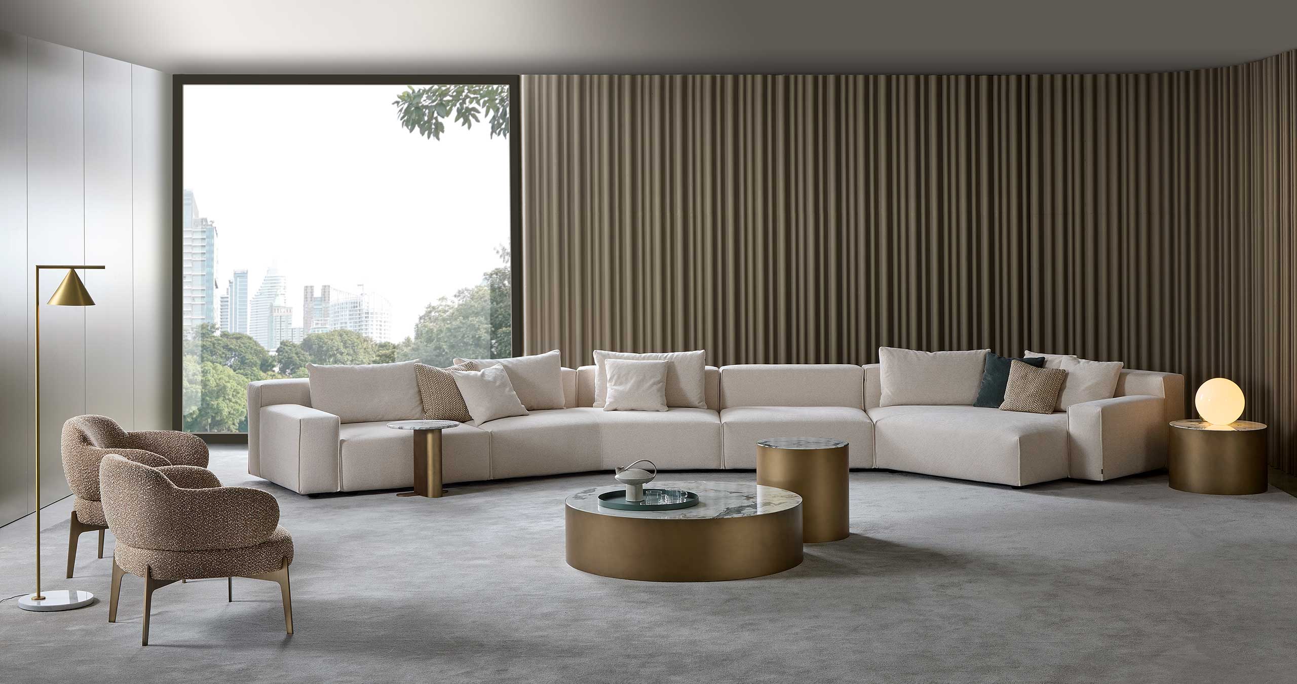 Großes Luxus Wohnzimmer mit langer Design Sofa Ecke Yann von Marelli Großes Luxus Wohnzimmer mit langer Design Sofa Ecke Yann von Marelli
