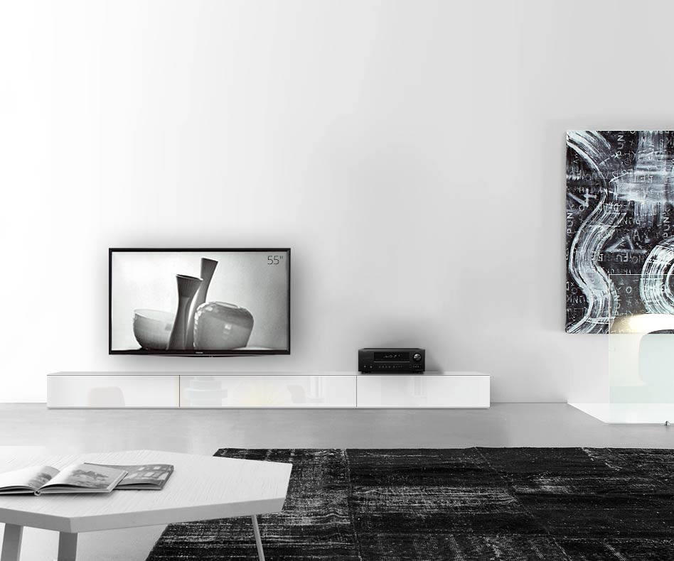 /Design lowboard voet W300 H27 hoogglans wit /Design lowboard voet W300 H27 hoogglans wit