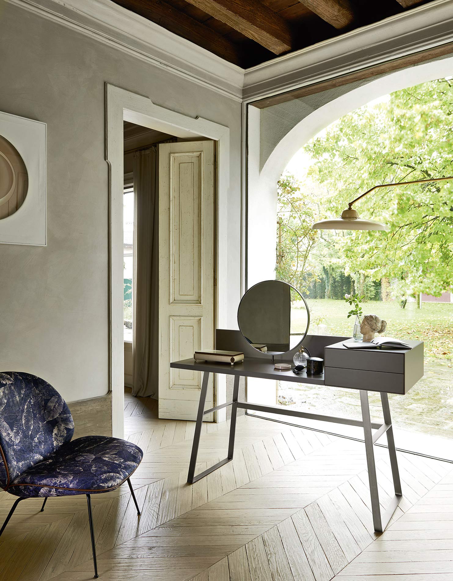 Design kaptafel met spiegel Design kaptafel met spiegel