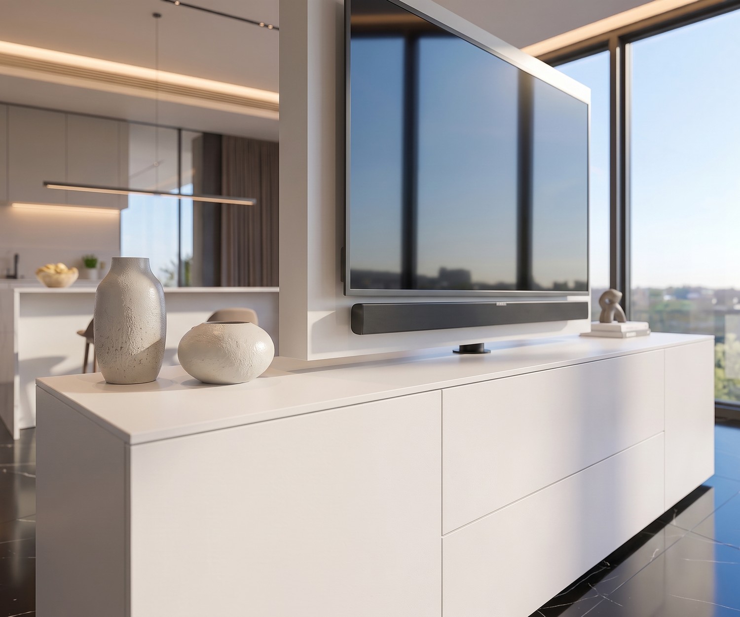 Livitalia Roto dressoir roomdivider met draaibaar tv-paneel in een moderne mat witte woonkamer.