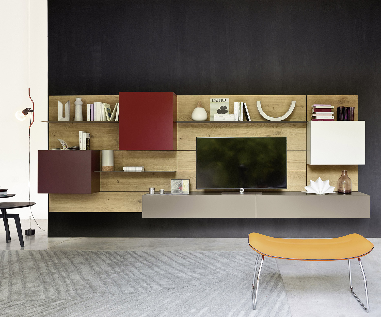 Exclusief Livitalia Design hangelement C37 met TV-design lowboard in grijs mat gelakt