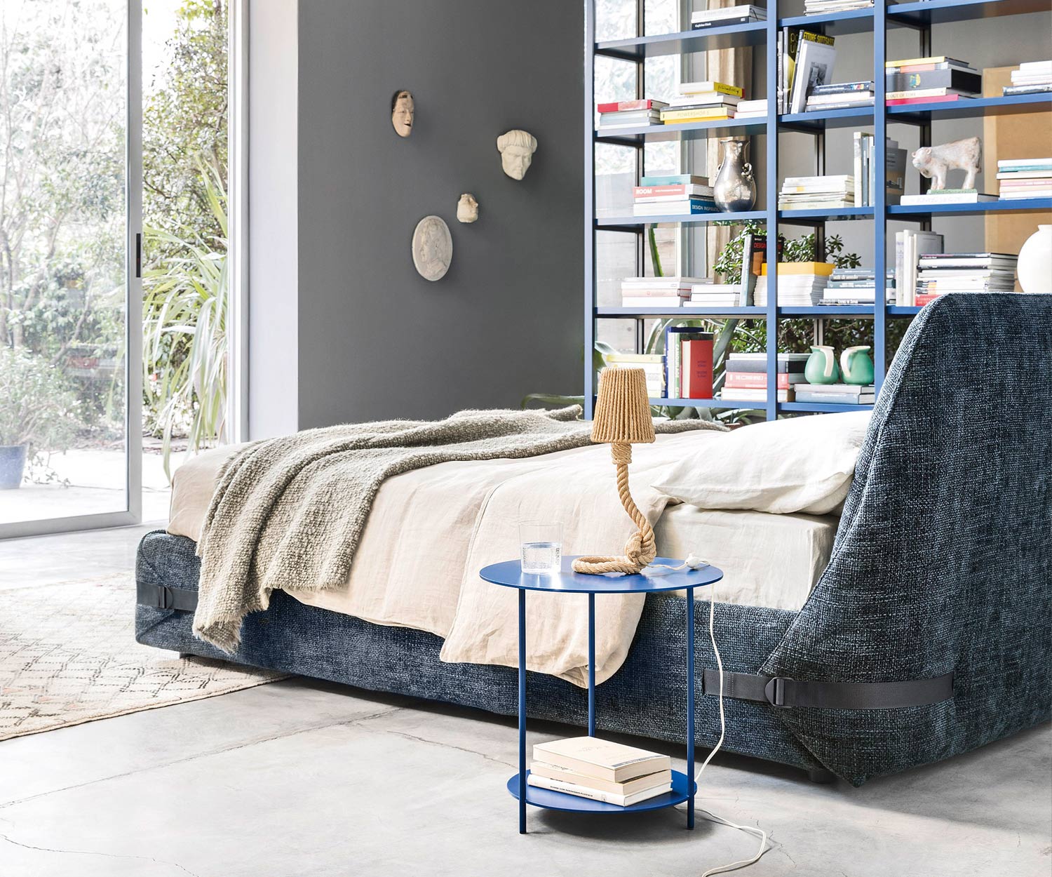 Hoogwaardig Novamobili Design bed Tape vrijstaand in de kamer Hoogwaardig Novamobili Design bed Tape vrijstaand in de kamer