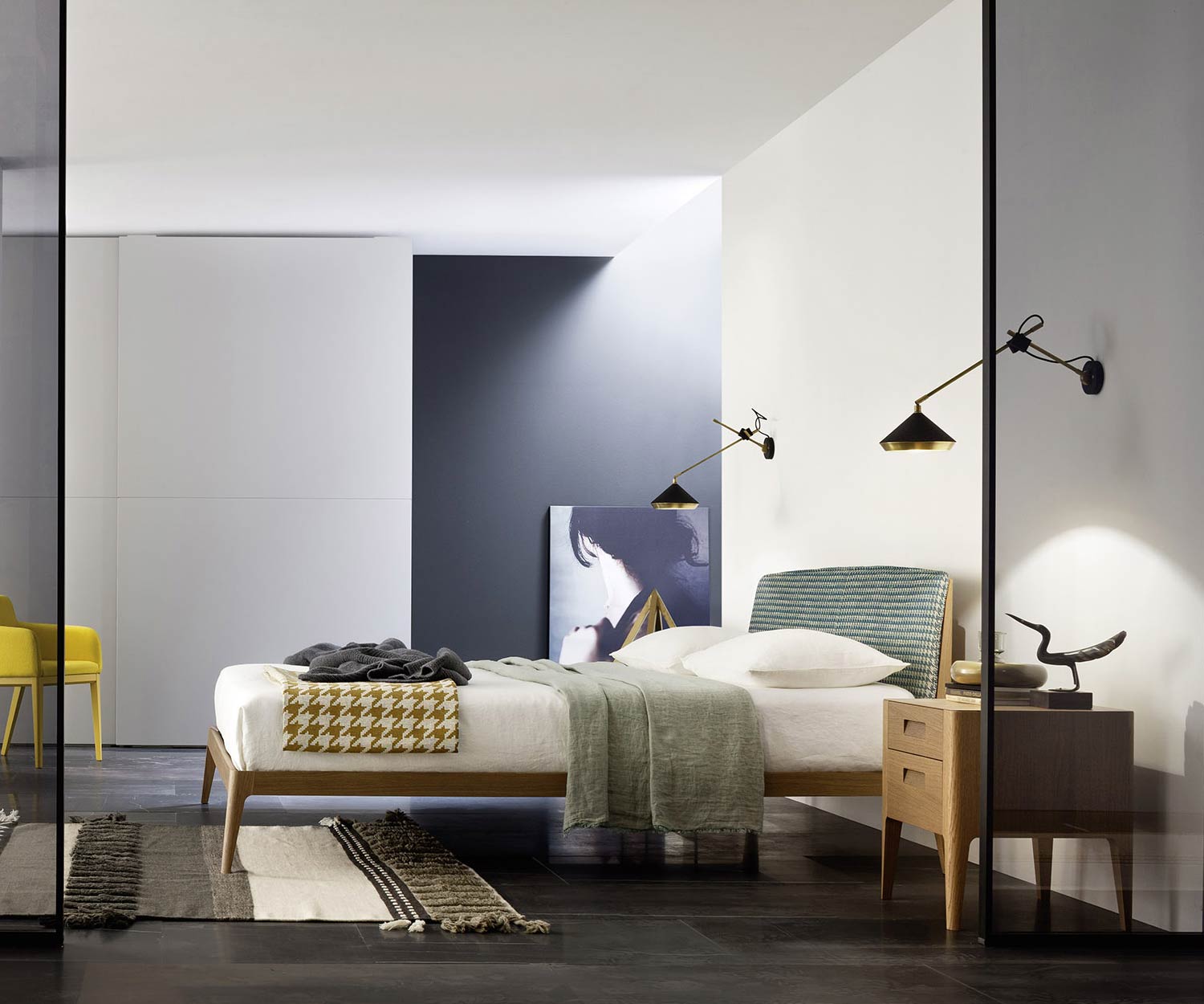 Hoogwaardig Novamobili Design nachtkastje Giotto met 2 laden in eiken Miele Hoogwaardig Novamobili Design nachtkastje Giotto met 2 laden in eiken Miele