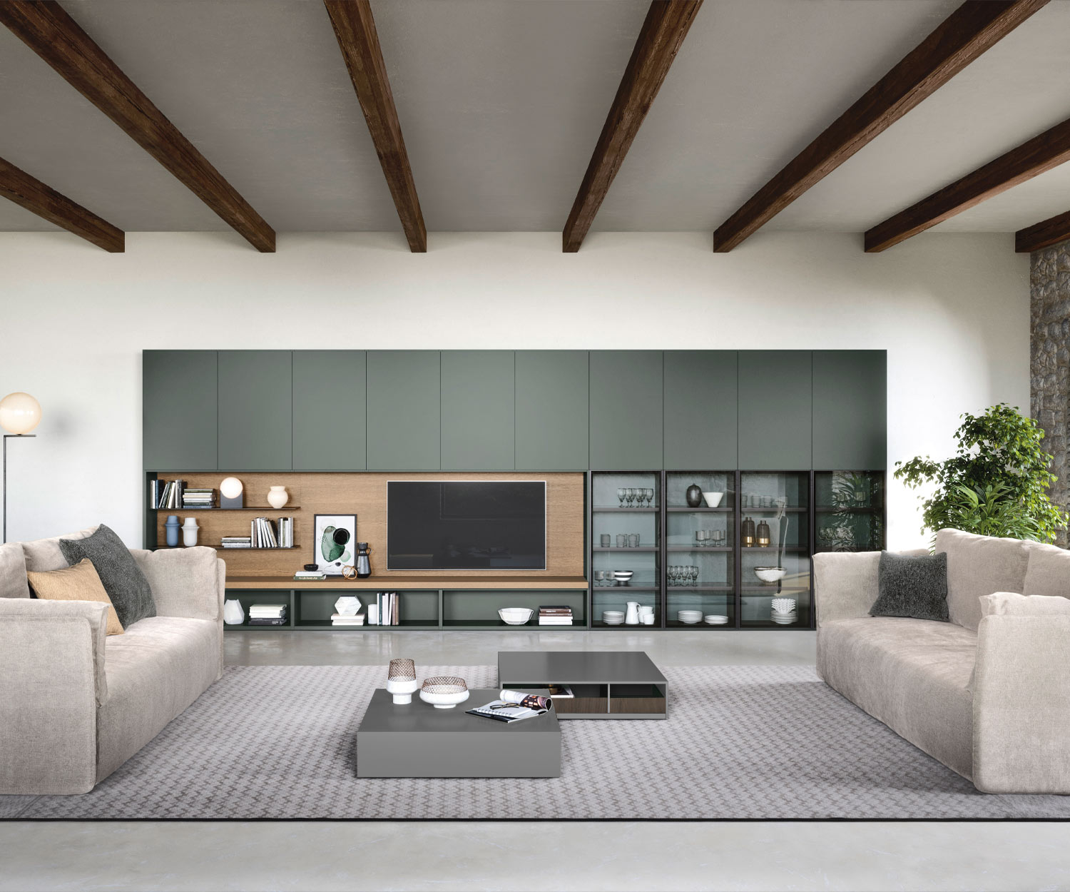 Donkergrijze rechthoekige design salontafel van Novamobili in de woonkamer