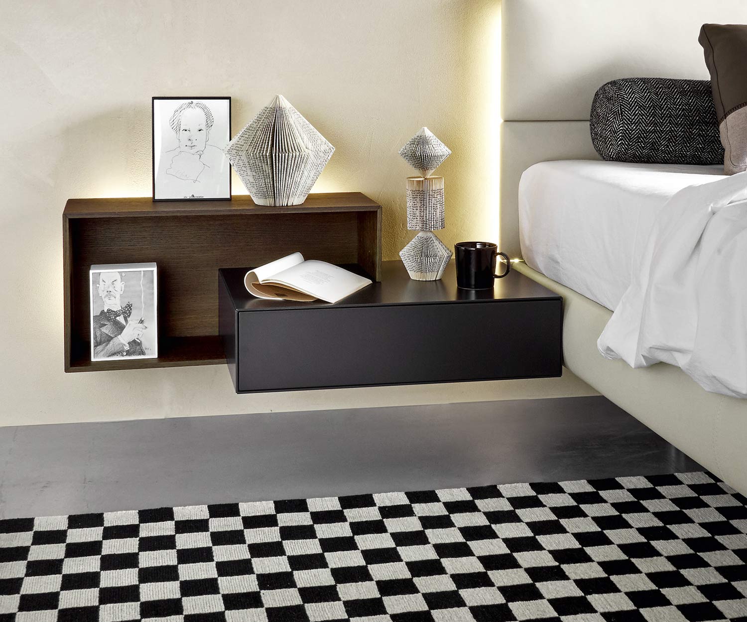 Modern Livitalia Design nachtkastje voor boxspring bed, enkel hangend Modern Livitalia Design nachtkastje voor boxspring bed, enkel hangend