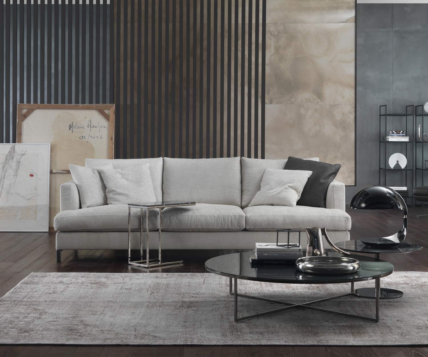 Exclusieve Marelli Design Sofa Loft op chromen pootjes Exclusieve Marelli Design Sofa Loft op chromen pootjes