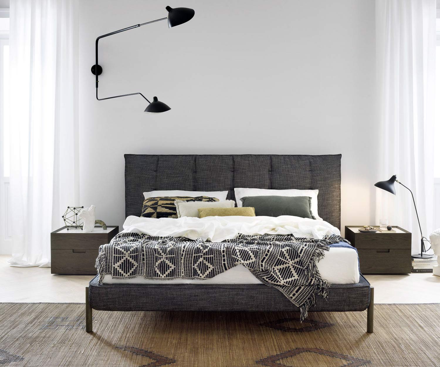 Exclusief Novamobili Design getuft bed in de slaapkamer