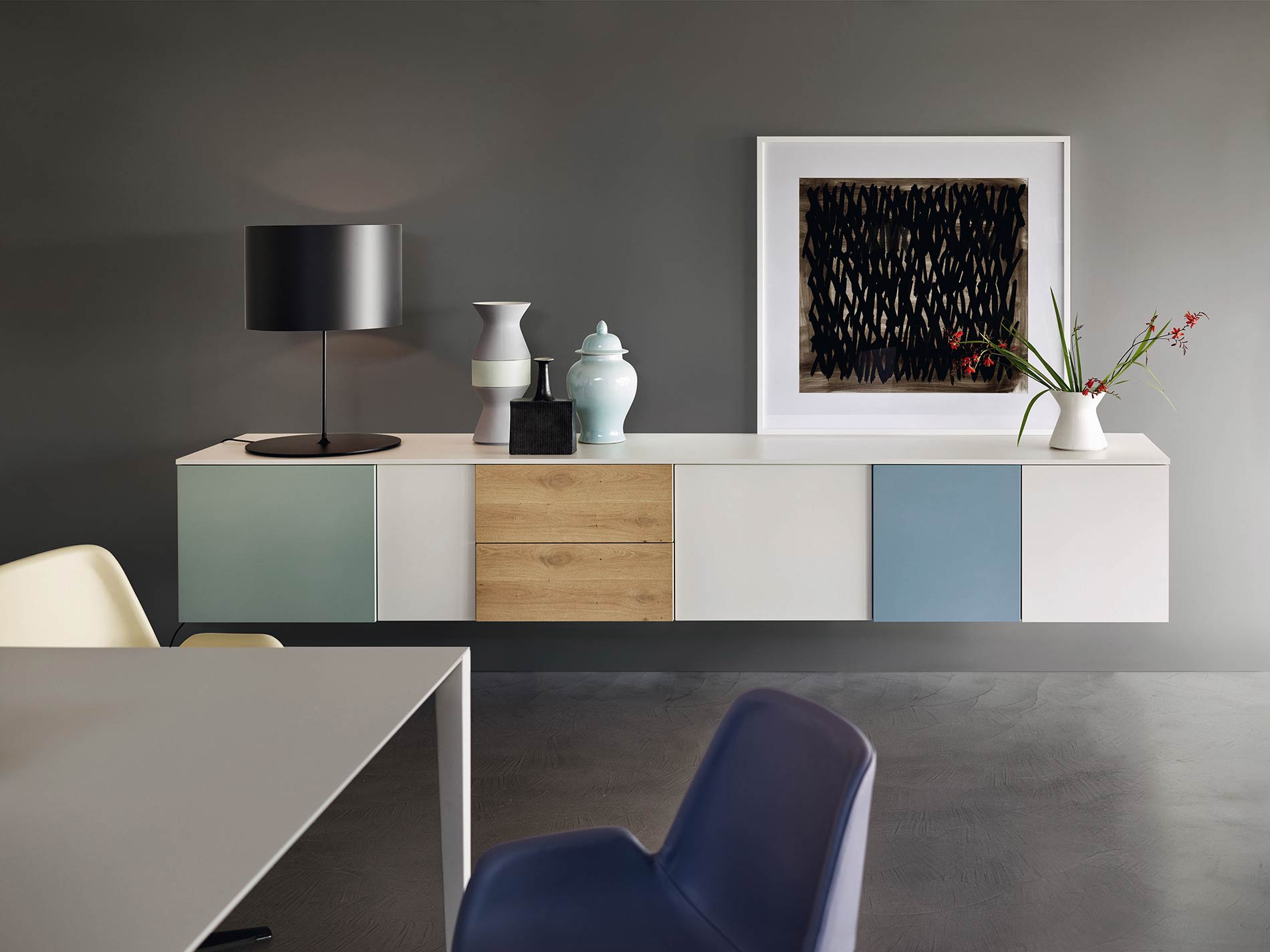 Zwevend dressoir Zwevend dressoir