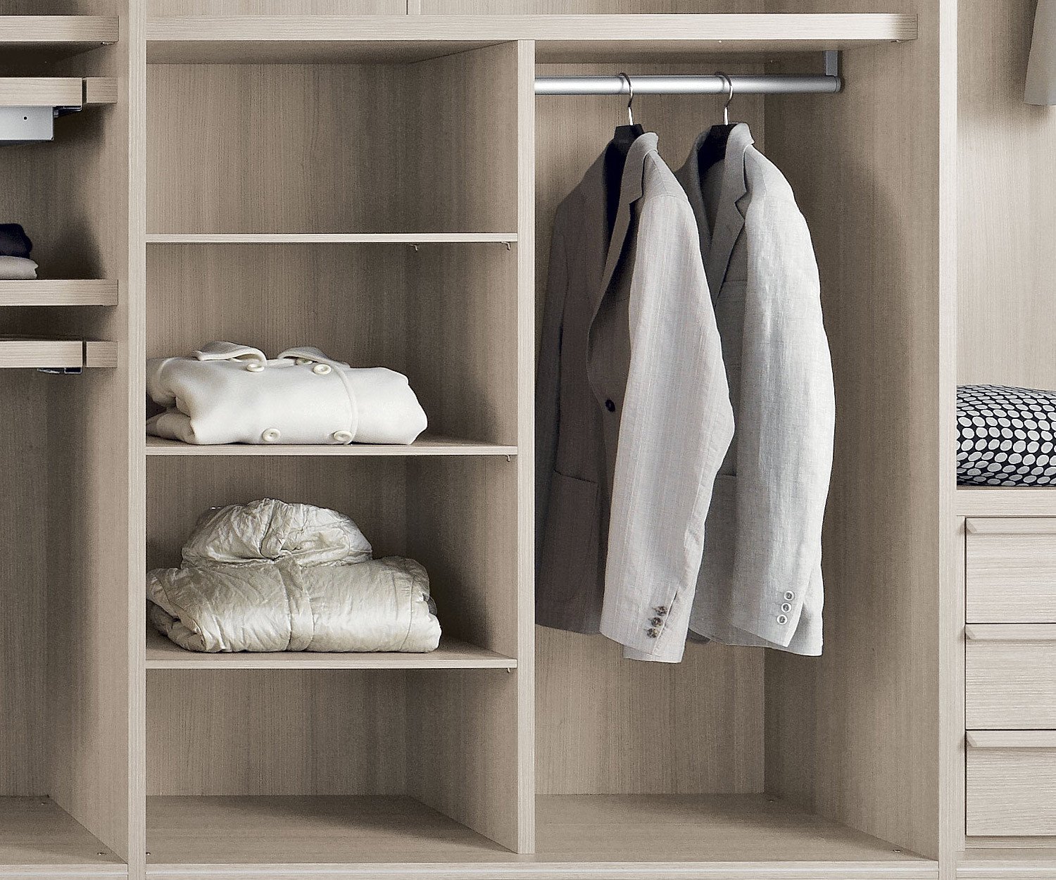 Magnum Armadi kledingroede als accessoire voor Novamobili garderobekasten Magnum Armadi kledingroede als accessoire voor Novamobili garderobekasten