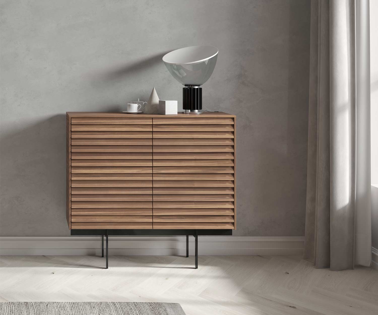Hoogwaardige designconfigurator met twee modules als notenhouten highboard Hoogwaardige designconfigurator met twee modules als notenhouten highboard
