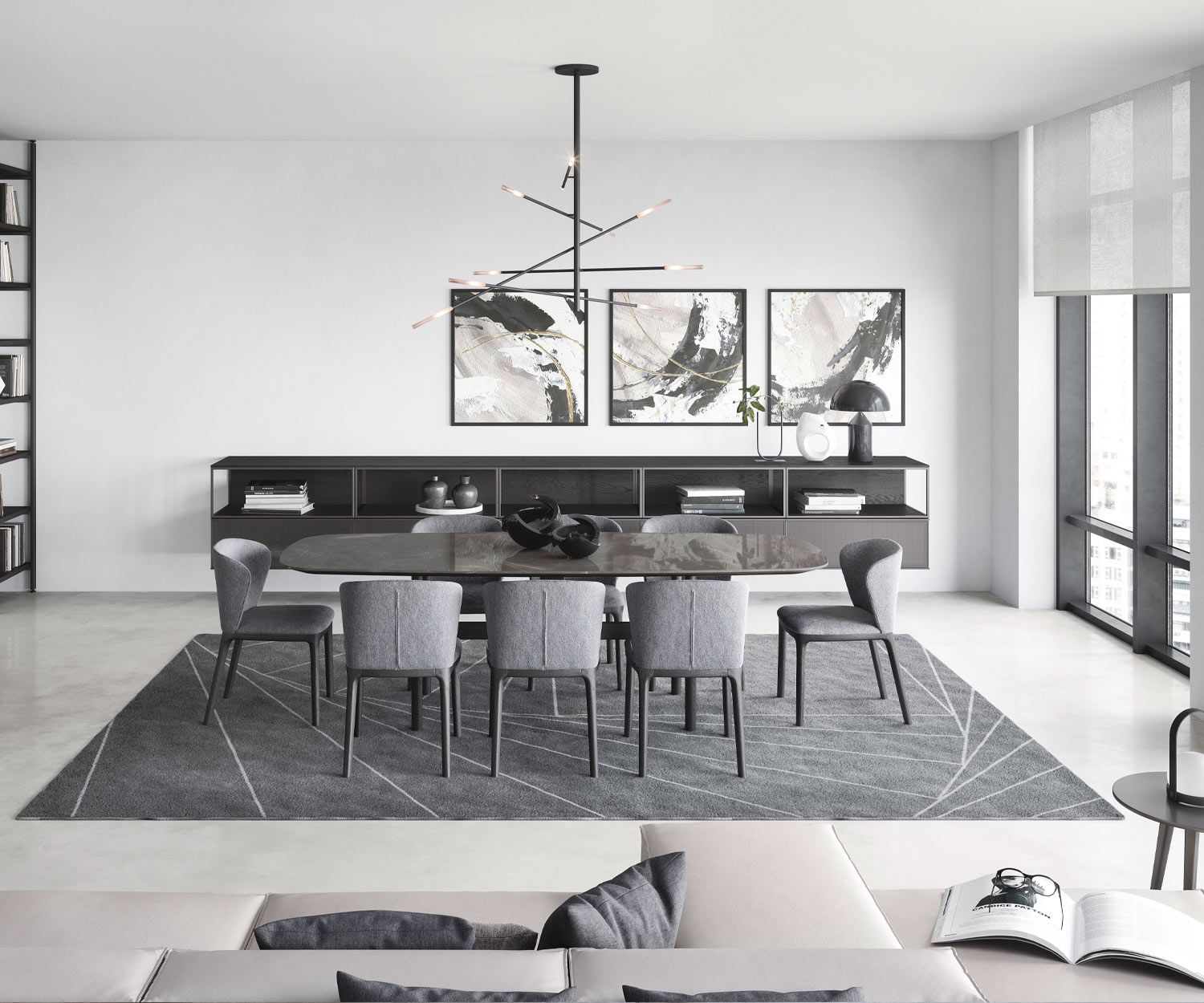 Grijze Novamobili Navy stoel van massief hout in de eetkamer Grijze Novamobili Navy stoel van massief hout in de eetkamer